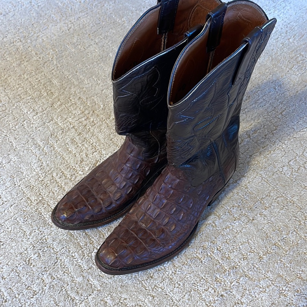 H8078 Men’s Crocodile Cowtown Cowboy Boots size 10D